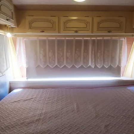 Camping Hydraswave Bungalow Caravan Thermisia Exterior photo